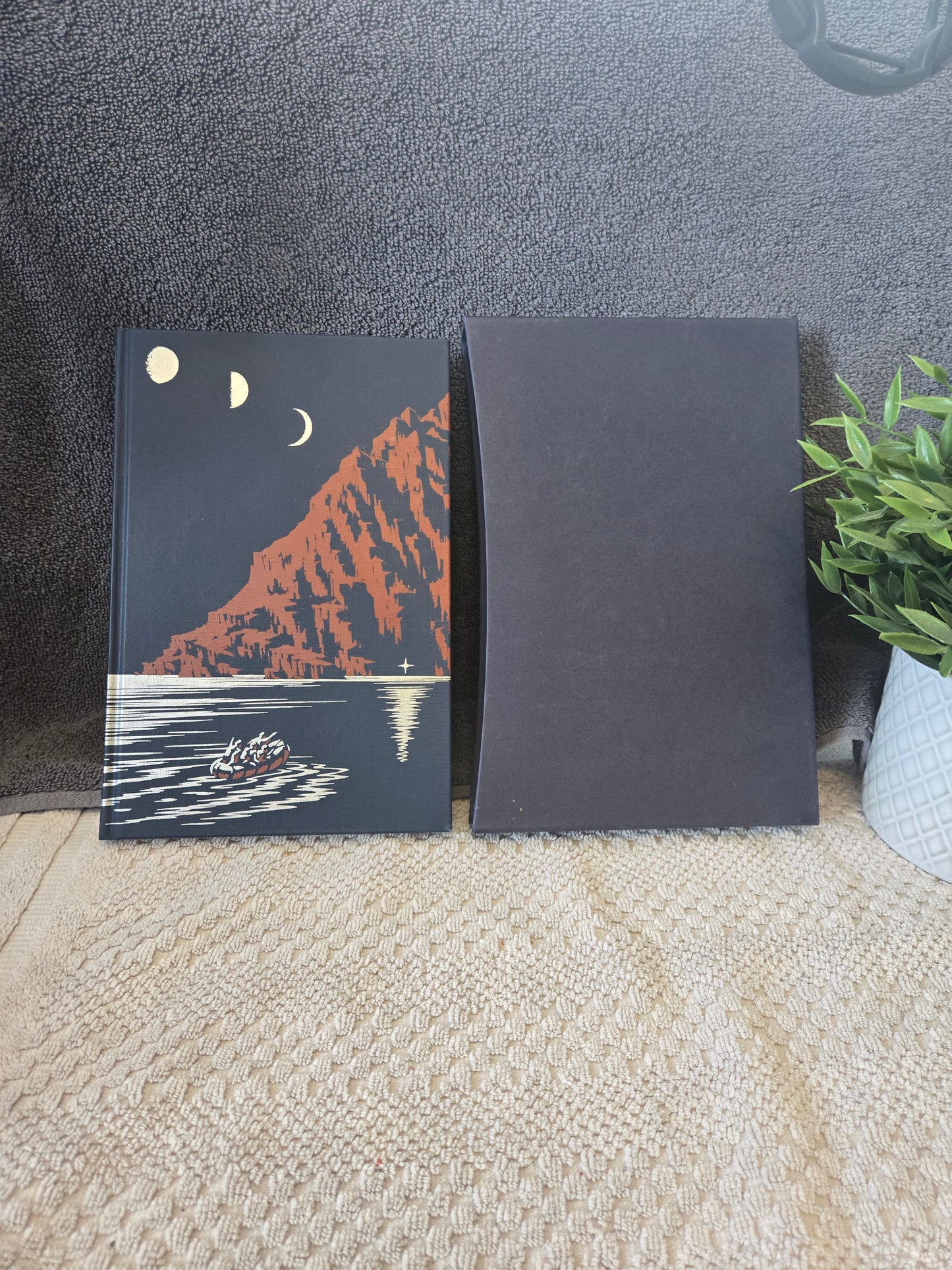 ILL MET BY MOONLIGHT Folio Society
