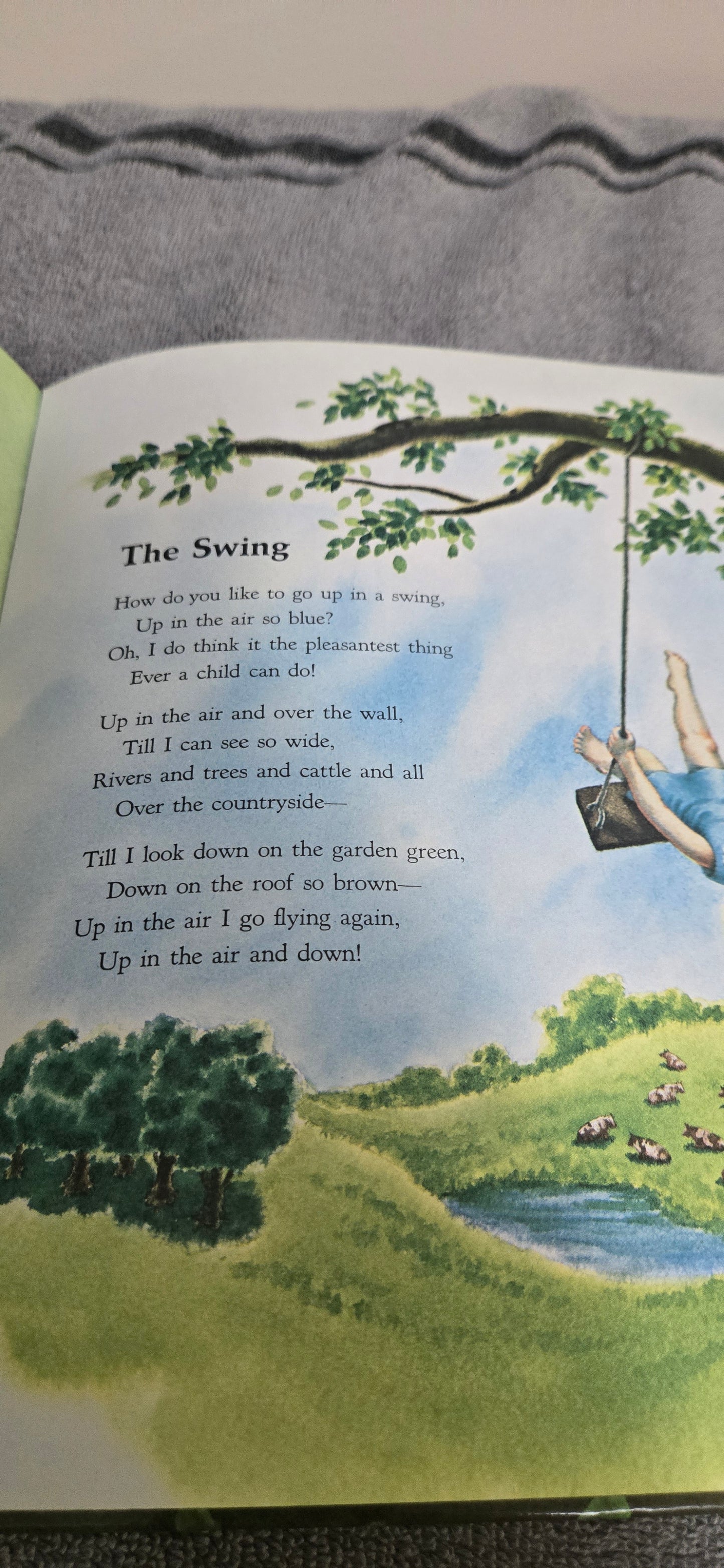 A Child’s Garden of Verses | ISBN 0307137414