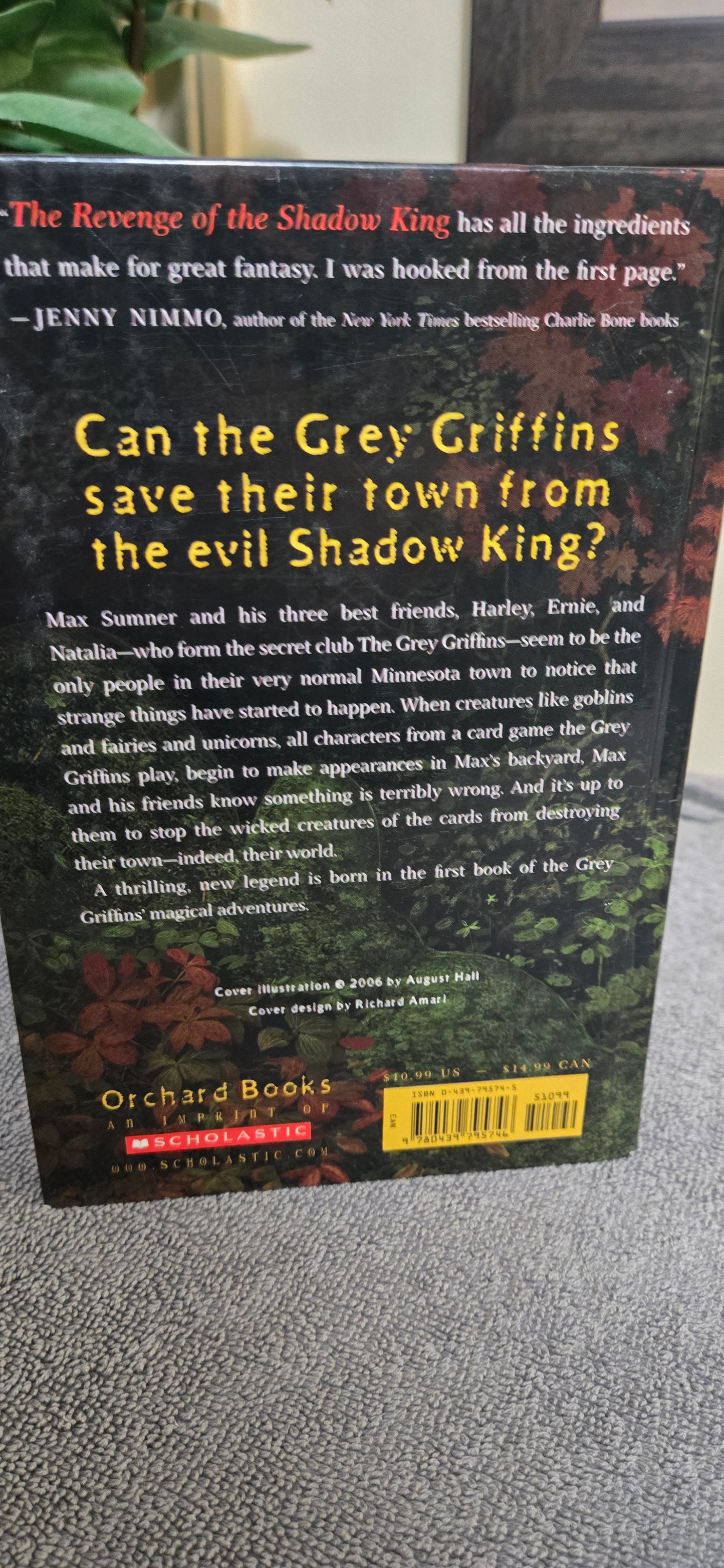 The Revenge of the Shadow King (Grey Griffins #1)
