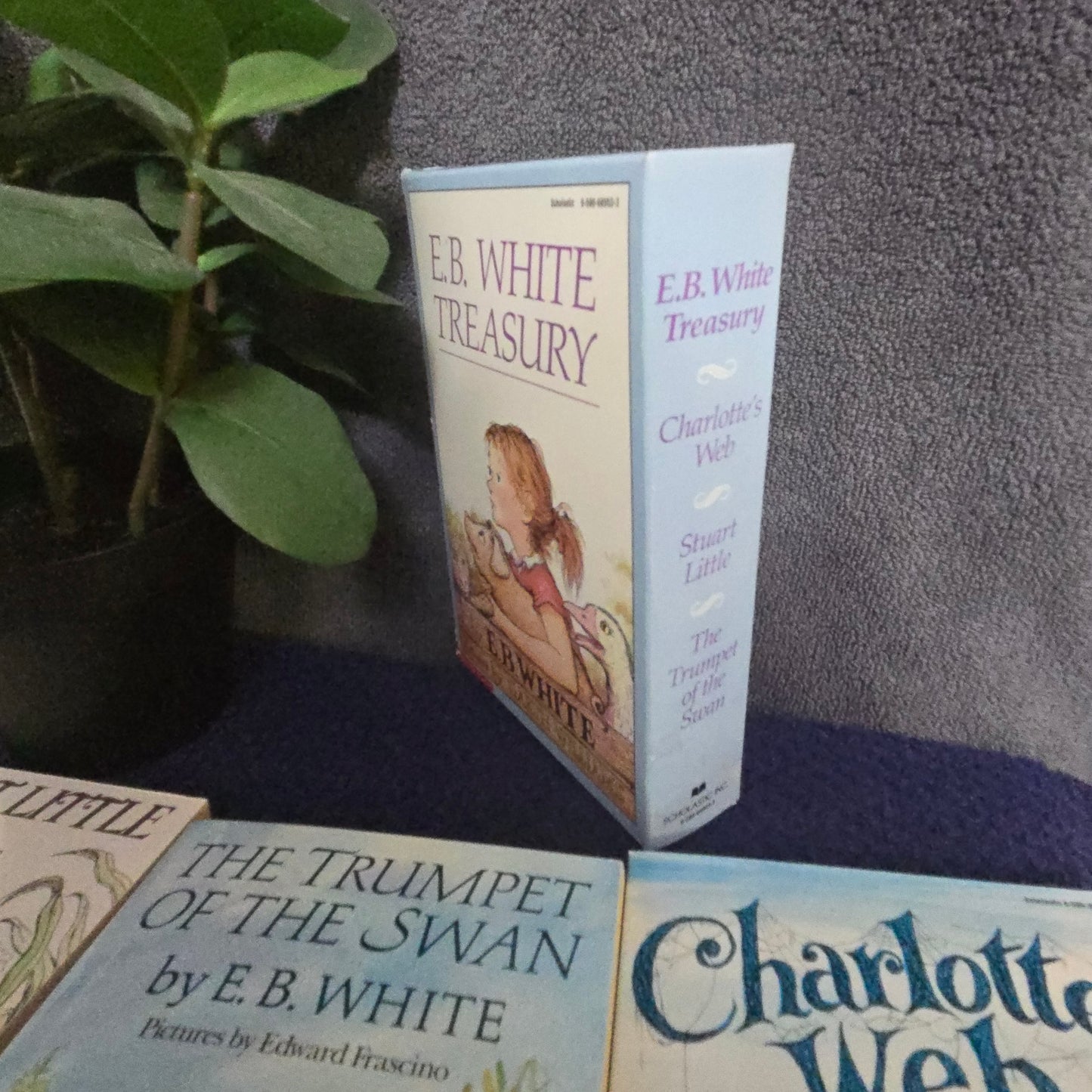 E. B. White Treasury: Charlotte's Web, Stuart Little, The Trumpet of the Swan