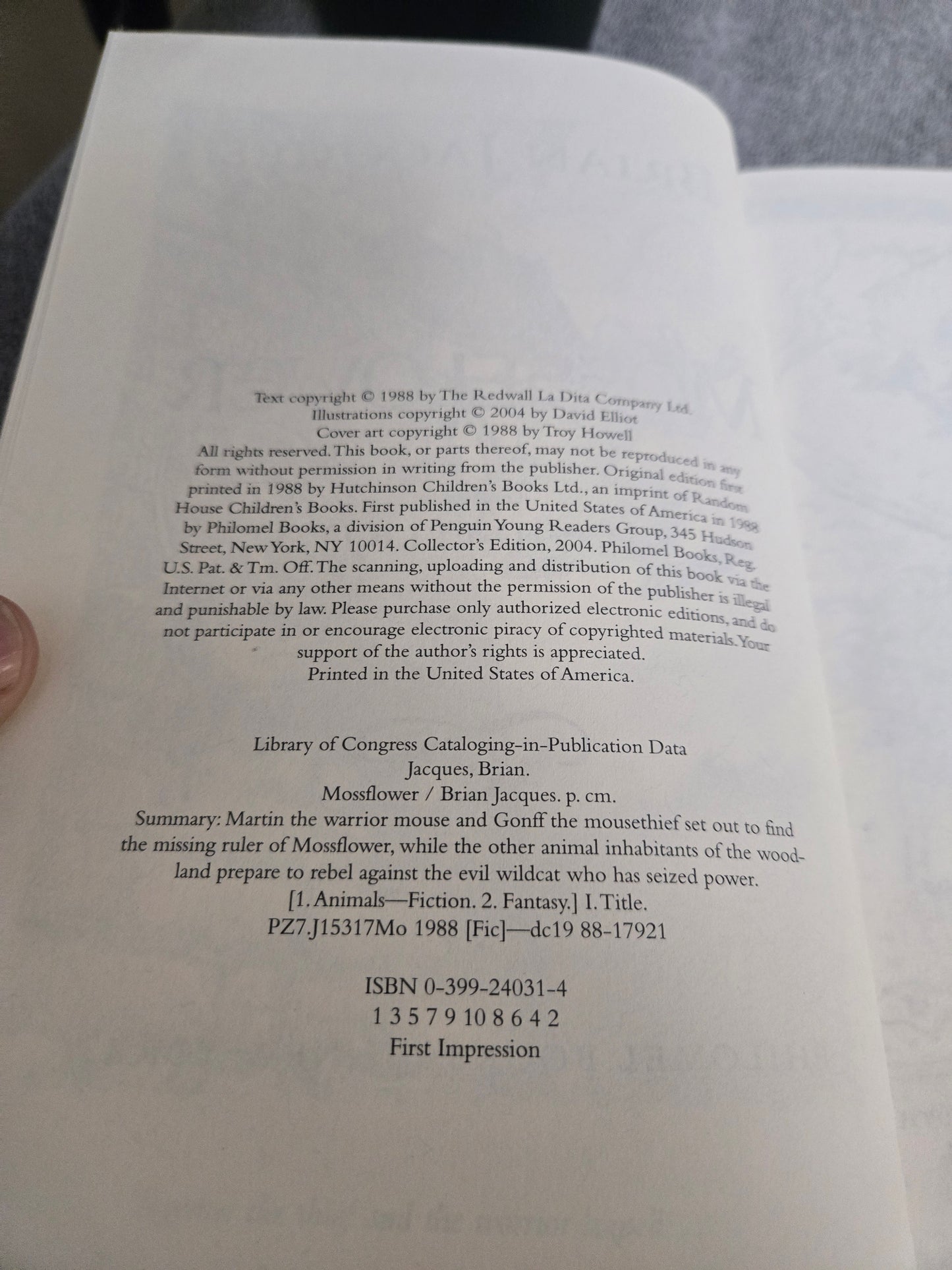 Mossflower (Redwall)-collectors edition- signed copy