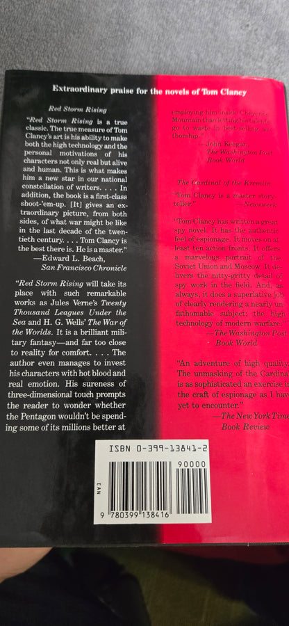 Tom Clancy – Two Complete Novels: Red Storm Rising & The Cardinal of the Kremlin