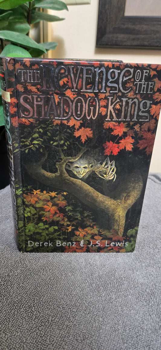 The Revenge of the Shadow King (Grey Griffins #1)