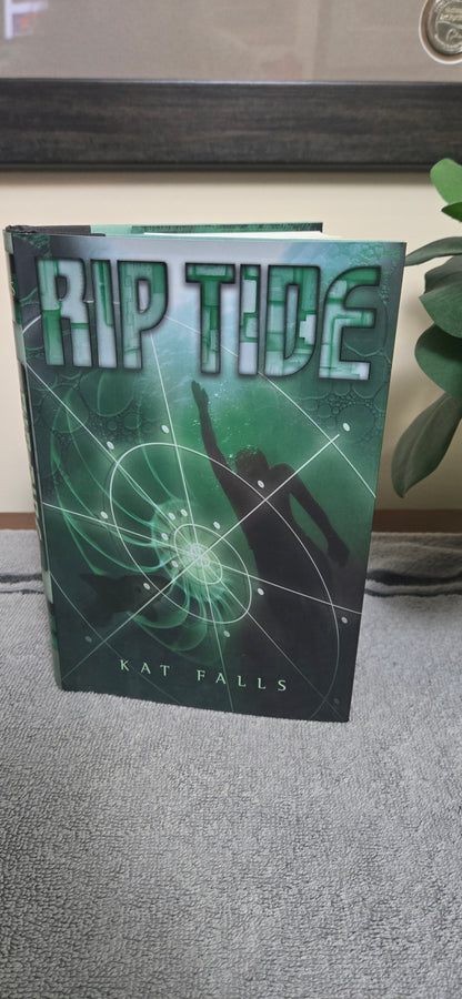 Rip Tide (Dark Life, Book 2)