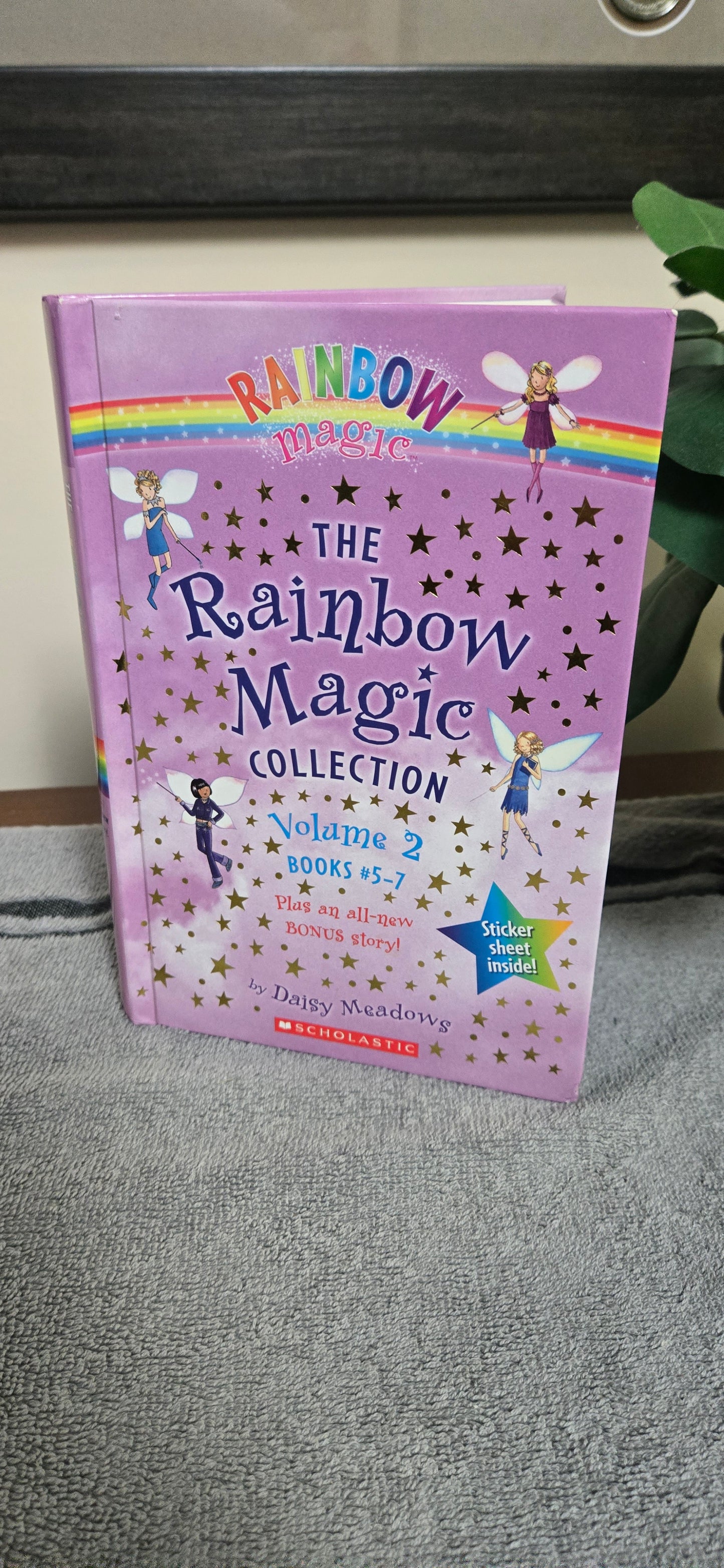 Rainbow Magic Collection, Vol. 2, Books 5-7
