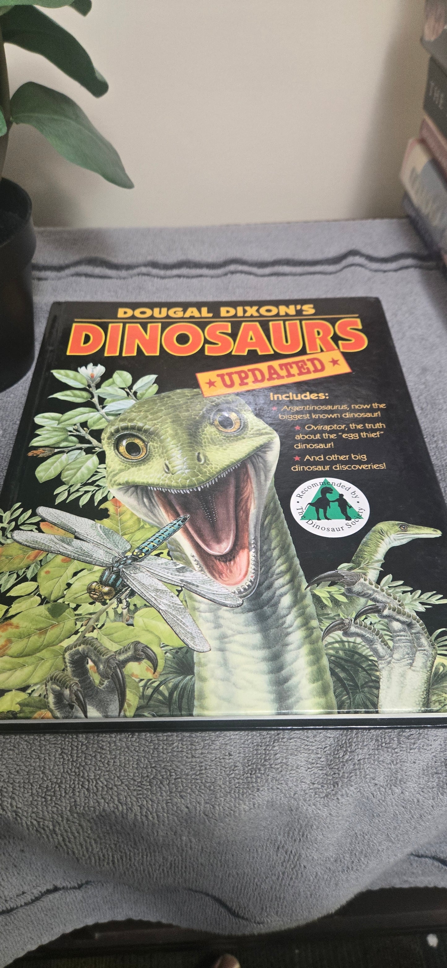 Dougal Dixon's Dinosaurs