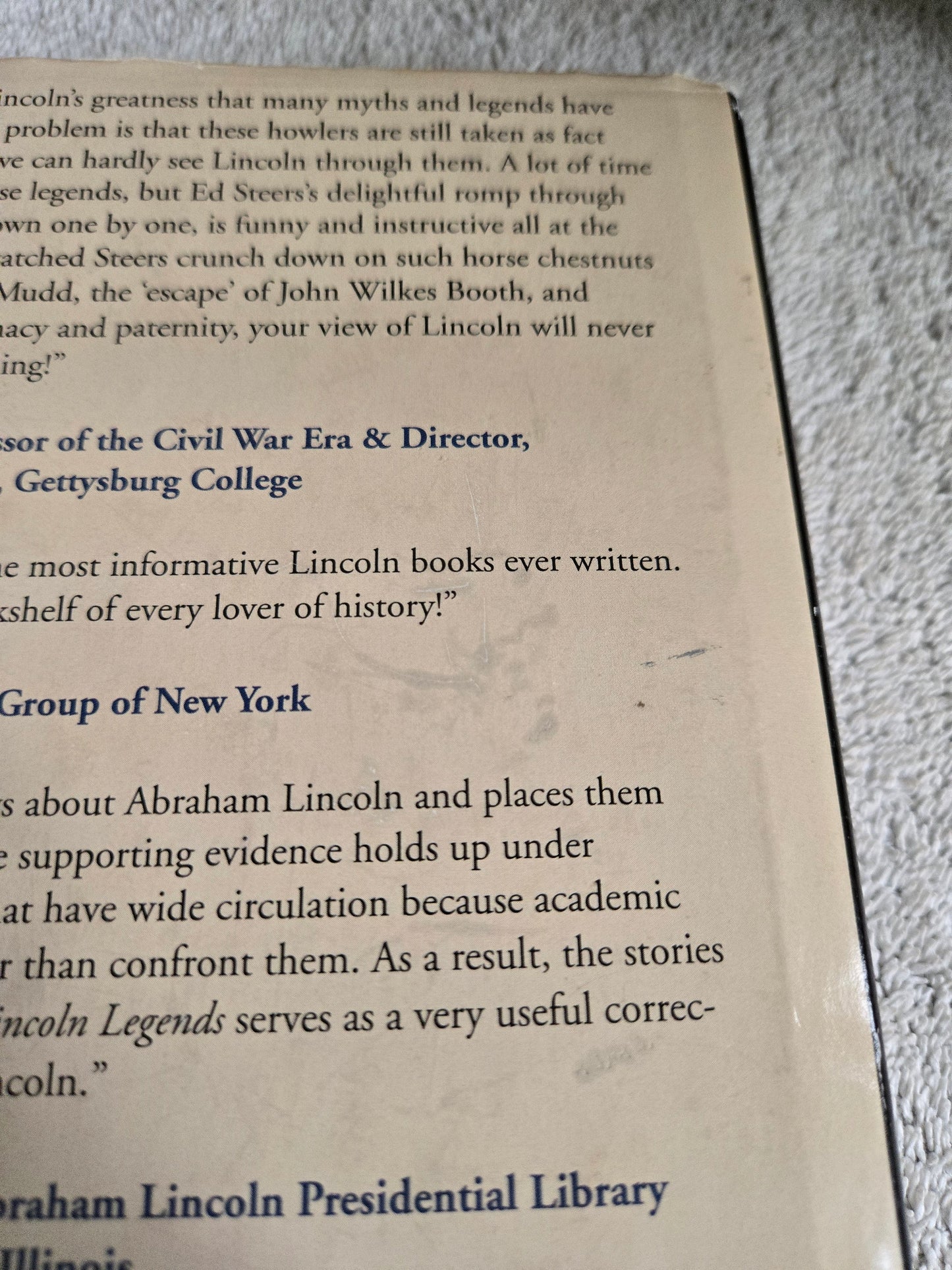 Lincoln Legends: Myths, Hoaxes, and Confabulations Associated with Our Greatest President - Jennifer & Ryan Books