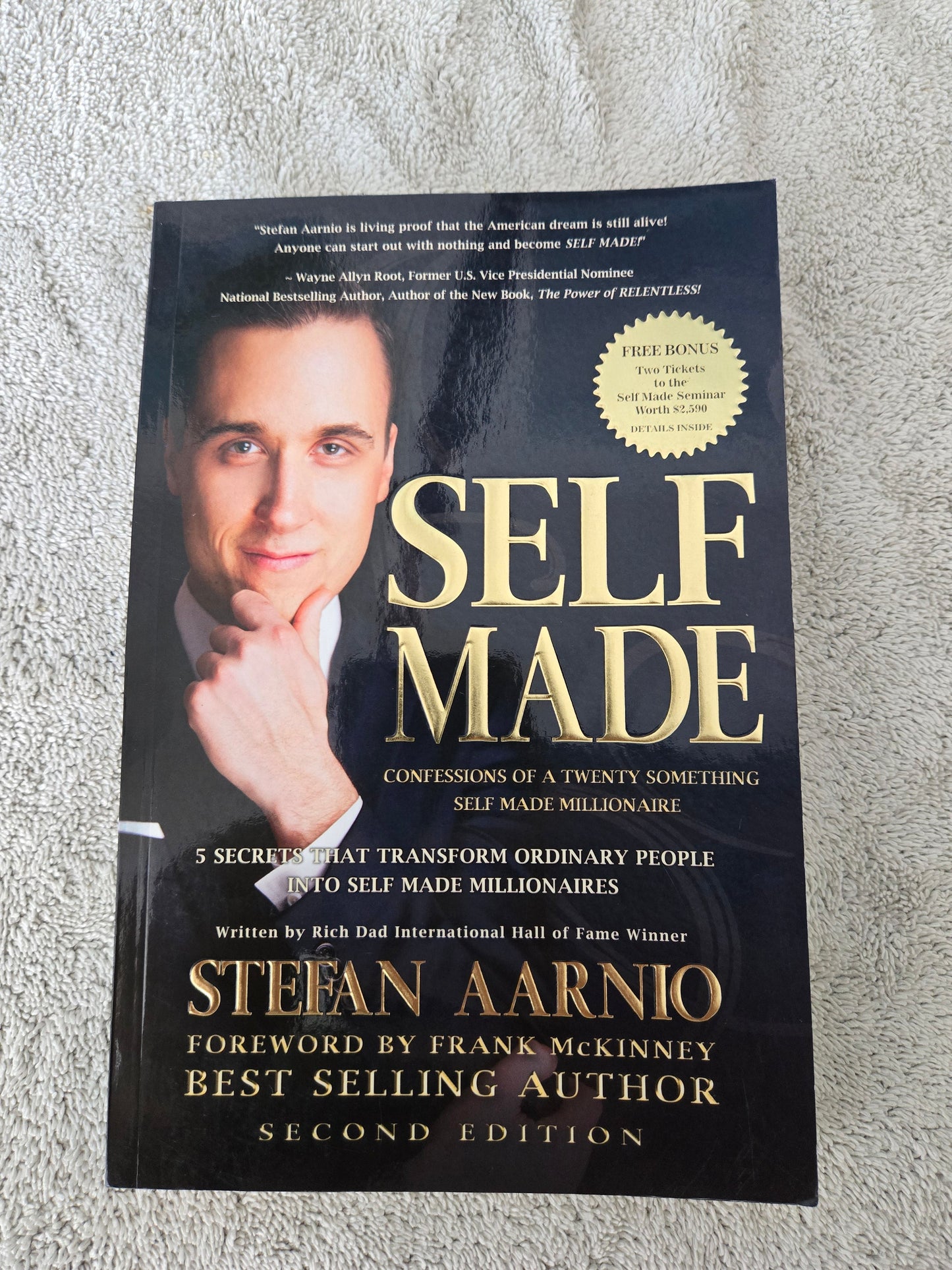 Self Made: Confessions Of A Twenty Something Self Made Millionaire: 5 Secrets That Transform Ordinary People Into Self Made Millionaires - Jennifer & Ryan Books