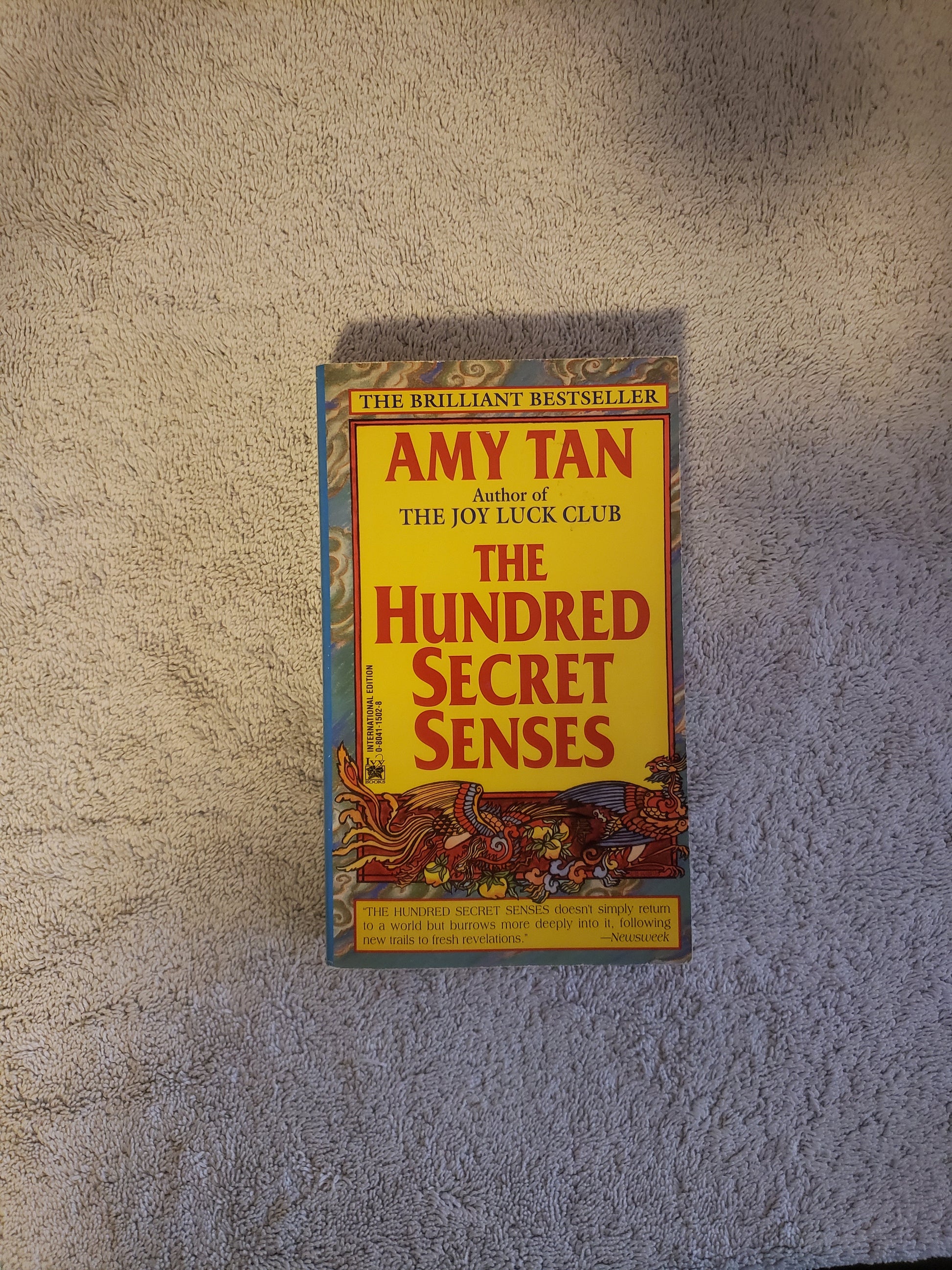 The Hundred Secret Senses (Open Market Edition): Ivy 09/96 - Jennifer & Ryan Books