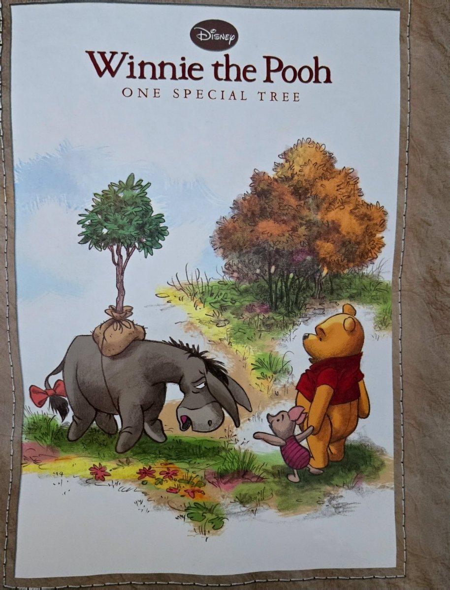 Winnie the Pooh 4 book collection. - Jennifer & Ryan Books